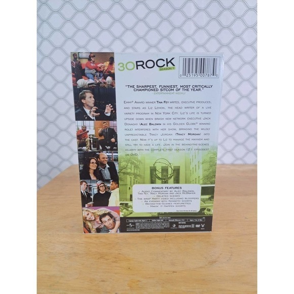 Universals 30 Rock original series seasons 1 & 2 opened dvd collection - Picture 3 of 7